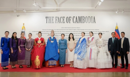 한국 온 캄보디아 영부인, 한복의 아름다움에 감탄