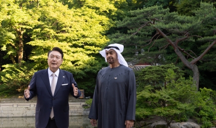 尹, 모하메드 UAE 대통령과 창덕궁 친교 일정…김건희 여사 참석