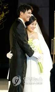 Jo Hyun Jae at Ryu Jin's wedding, October 29, 2006