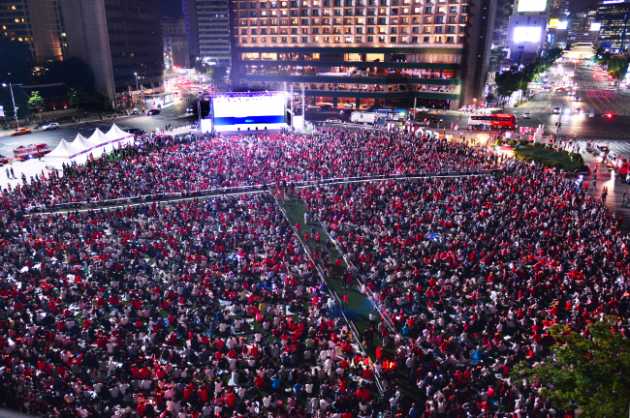 Street cheering for 'LoLdcup' to take place at Gwanghwamun Square
