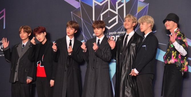 [Photo News] BTS arrives at 2018 MGA, expected to collect multiple trophies