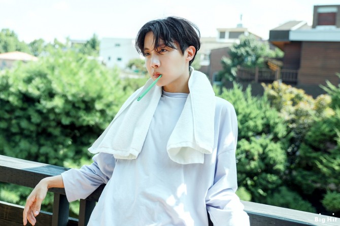 A Style Icon: BTS Member J-Hope's Best Street Style Looks, Soompi